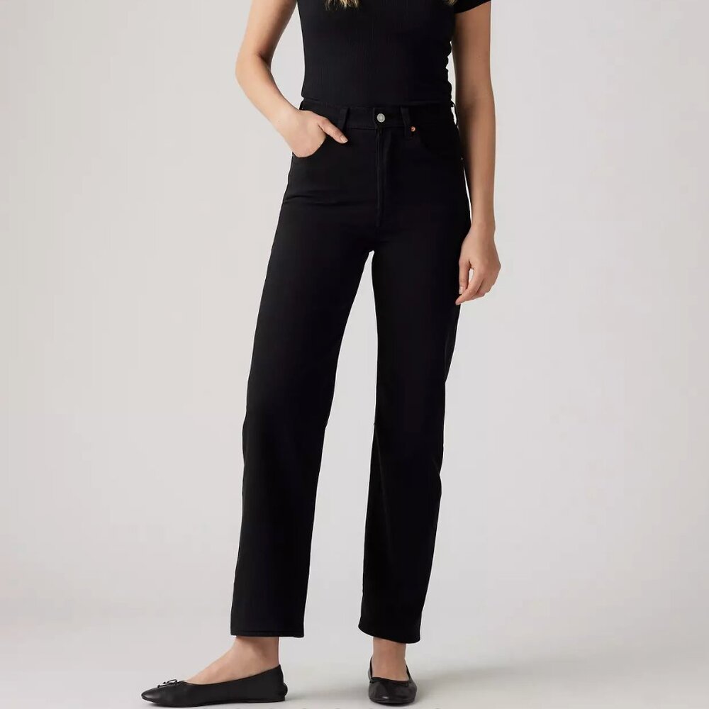 Levi’s Ribcage High Rise Straight Jeans Black Size 26 Cropped 27” Inseam